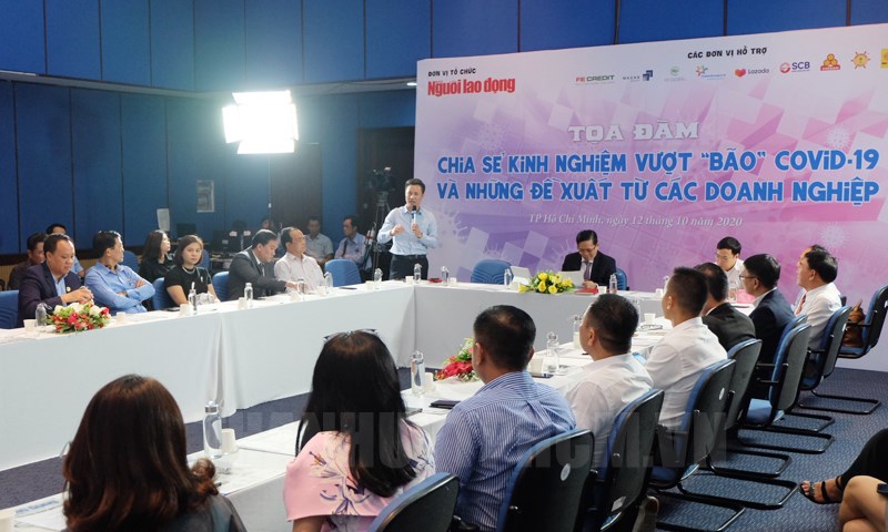 12-10-2020-doanh-nghiep-tphcm-chia-se-kinh-nghiem-vuot-bao-covid19-f2c4ae0e