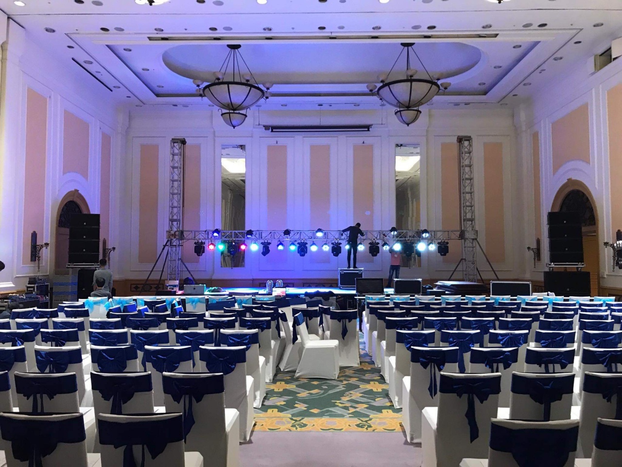 Ecomcx-dong-hanh-cung-tiki-to-chuc-dai-tiec-toi-tac-20193